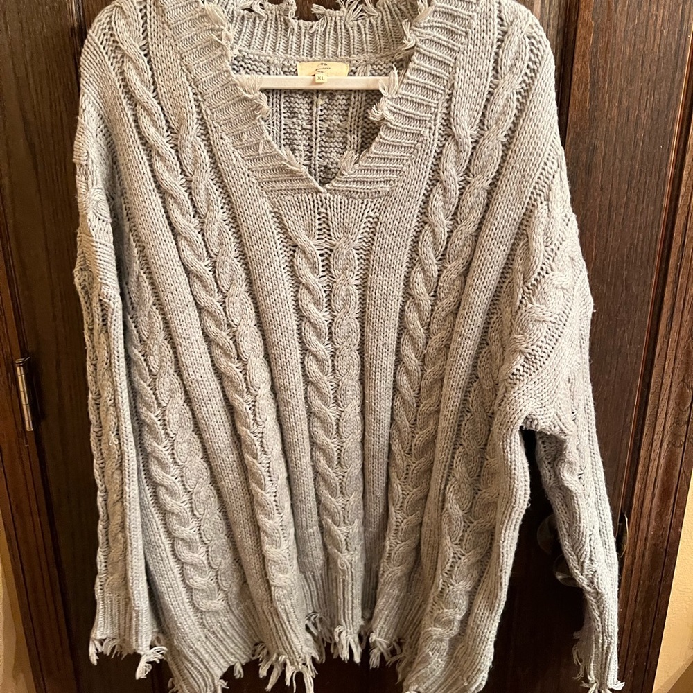 Entro Grey V-Neck Sweater